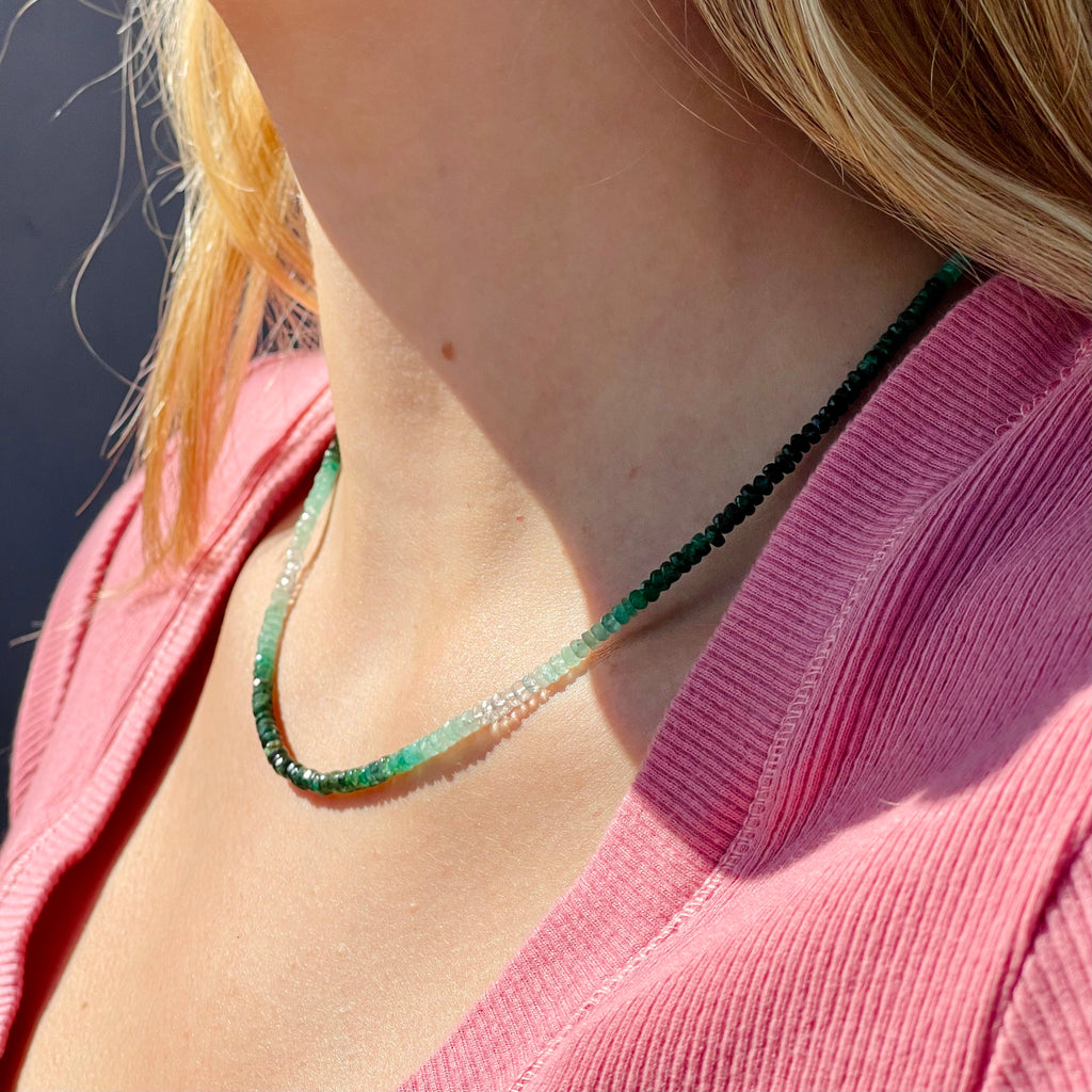 Shaded emerald bead necklace