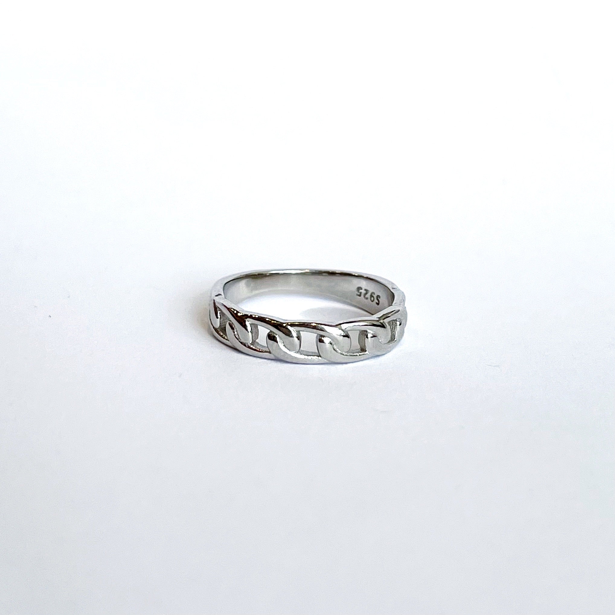 Sterling Silver Oval Chain Link Ring | PennyweightsJewelry