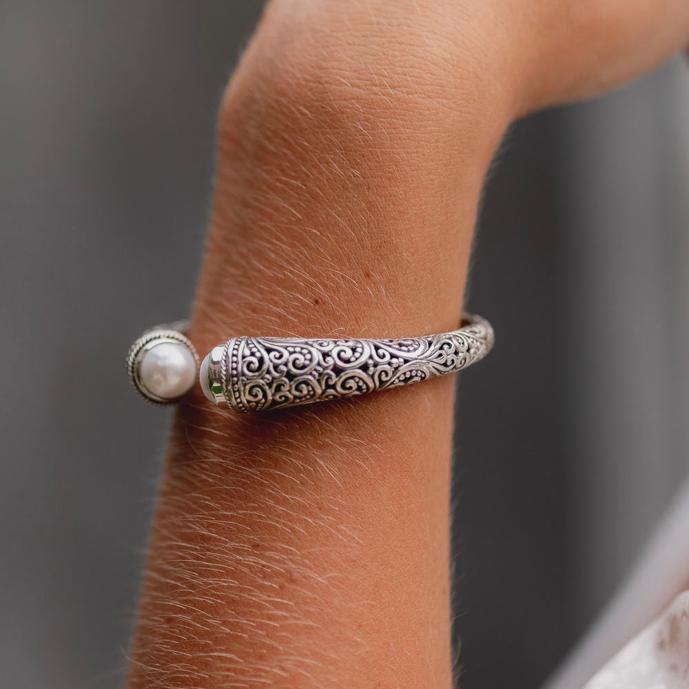 Sterling Silver Freshwater Pearl Cuff